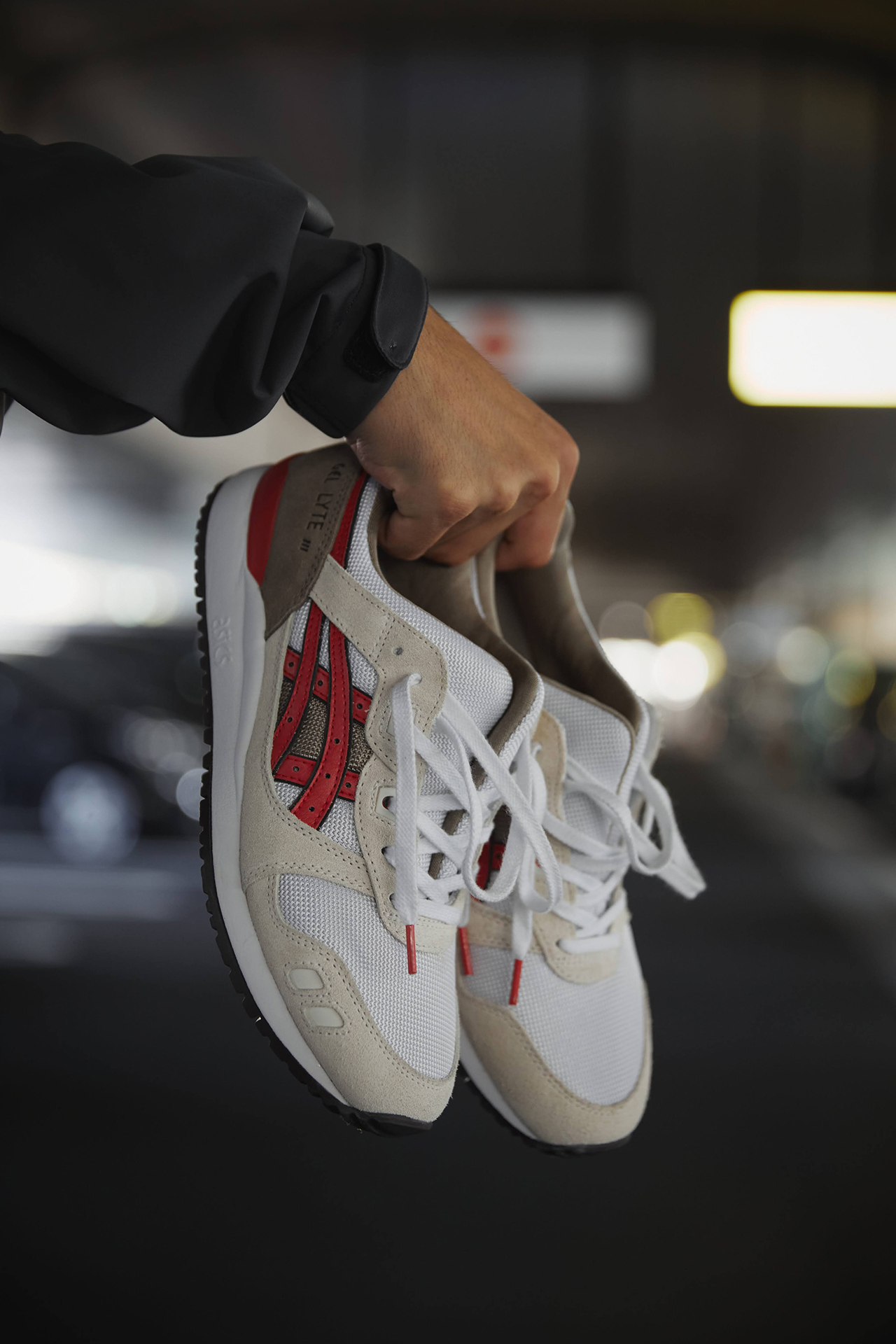 ASICS SportStyleより、ノスタルジーな「 GEL-LYTE III OG 」が国内