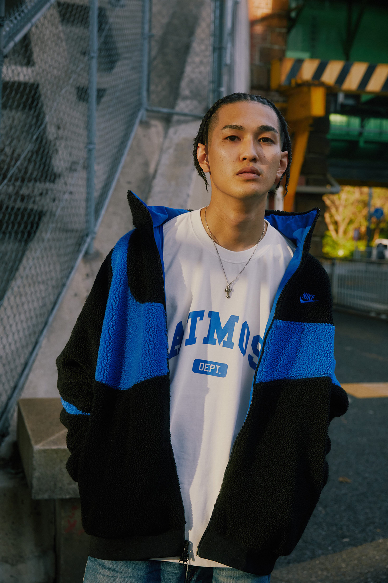 毎年人気を博しているNIKEの定番アウター「 BIG SWOOSH SHERPA JACKET