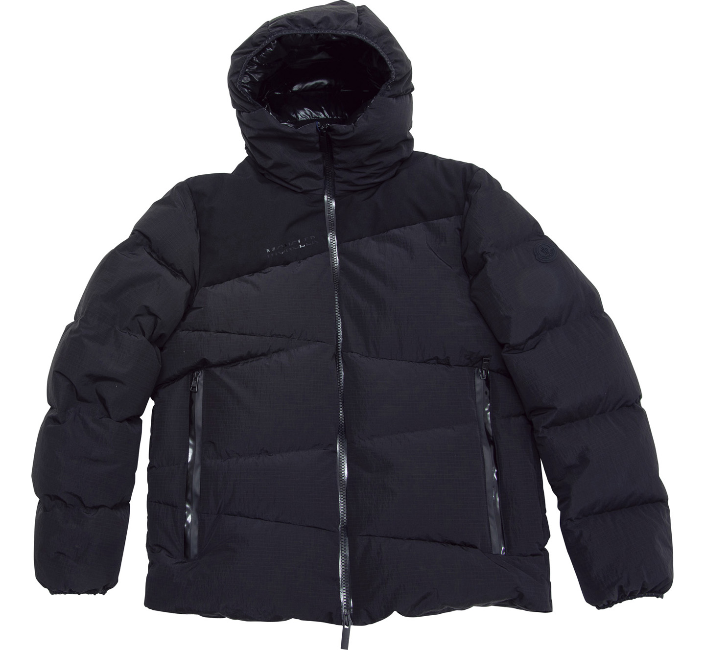 モンクレール　キルティング 斜めキルティングが新しい「MONCLER」ダウン - HEROES ONLINE