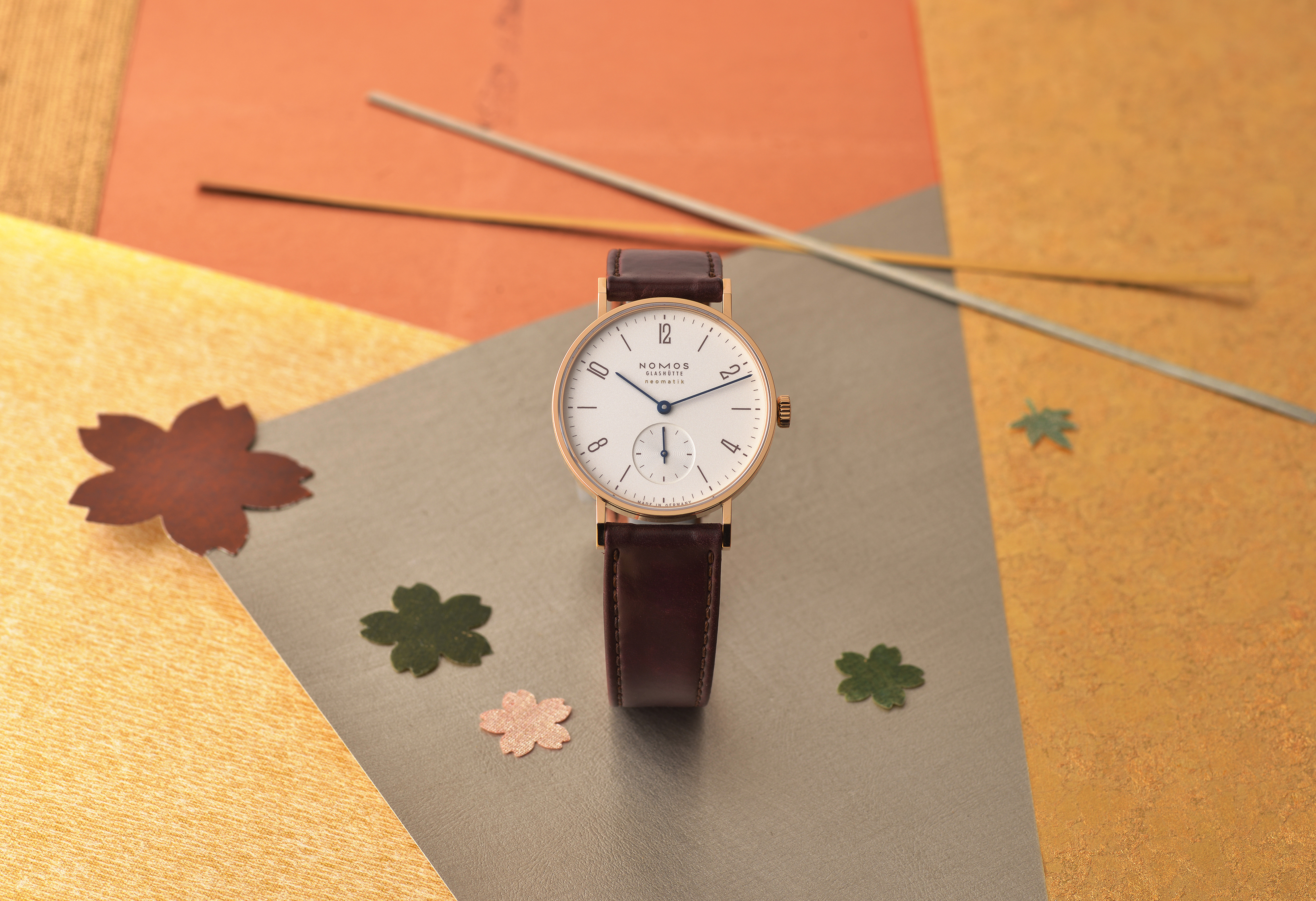 ドイツの本格的機械式時計、ノモス グラスヒュッテ