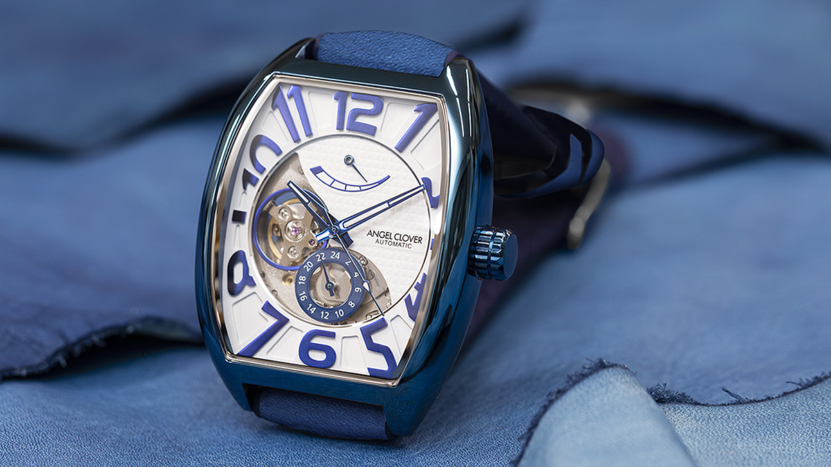 【稼働/付属品完備】 ヴェルサーチ メデューサ　腕時計　ストラップ　ネイビー 楽天市場】VERSACE ヴェルサーチ メデューサ ウォッチ クォーツ