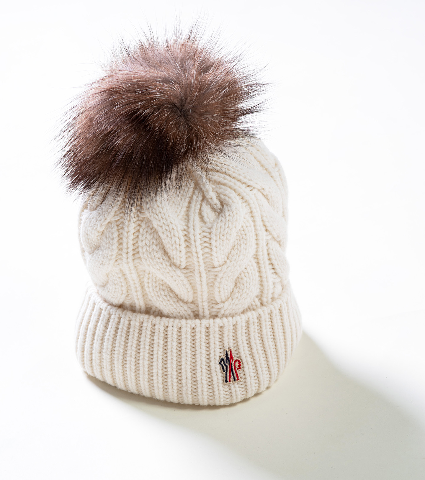 MONCLER ニット帽 ボンボン プレゼントにもオススメ!「MONCLER」のボンボン ニットキャップ