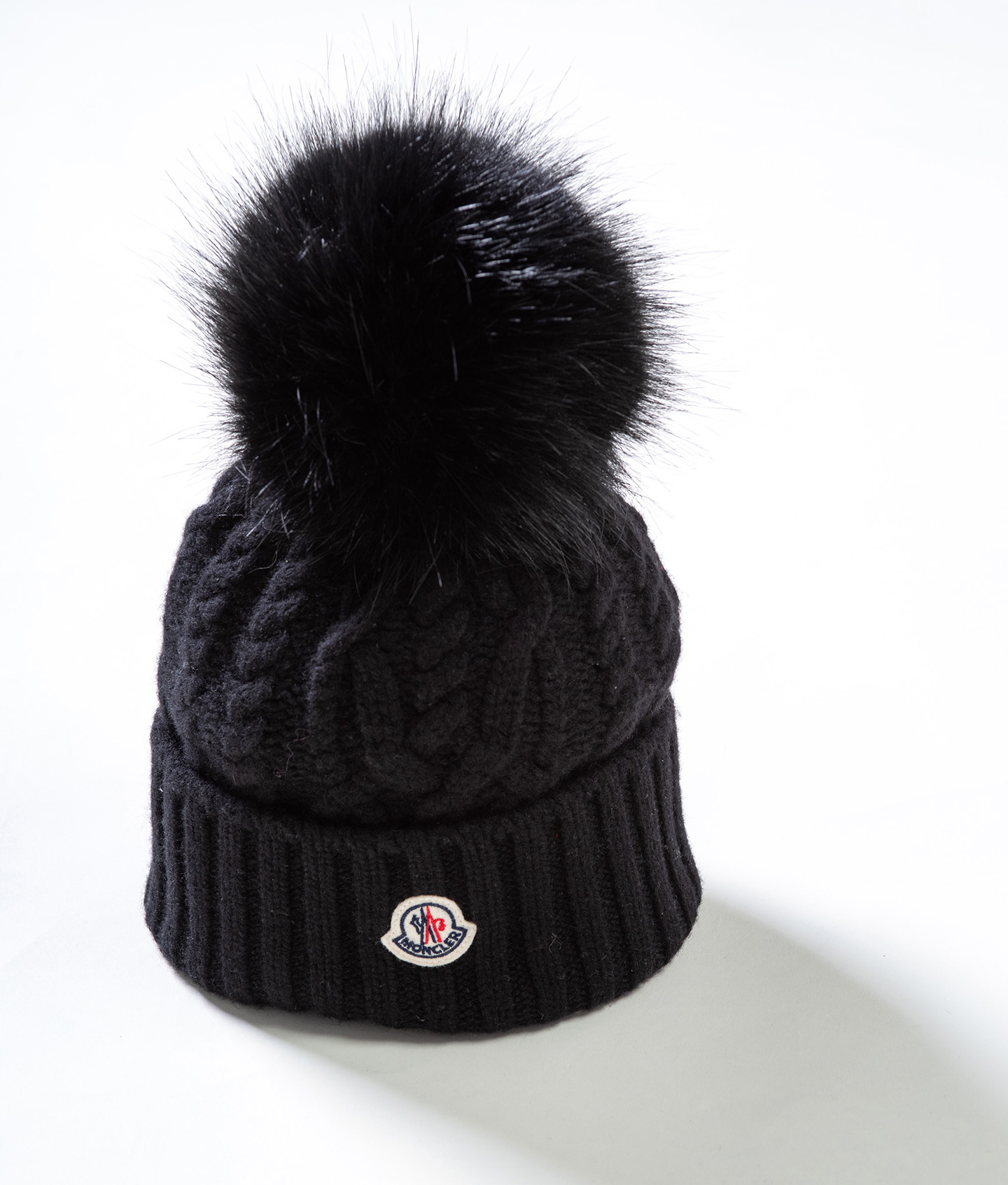 ◆確保済 関税無 国内発送◆MONCLER ボンボン付きニットキャップ 国内発送】モンクレール ニットキャップ ニット帽 帽子 (MONCLER