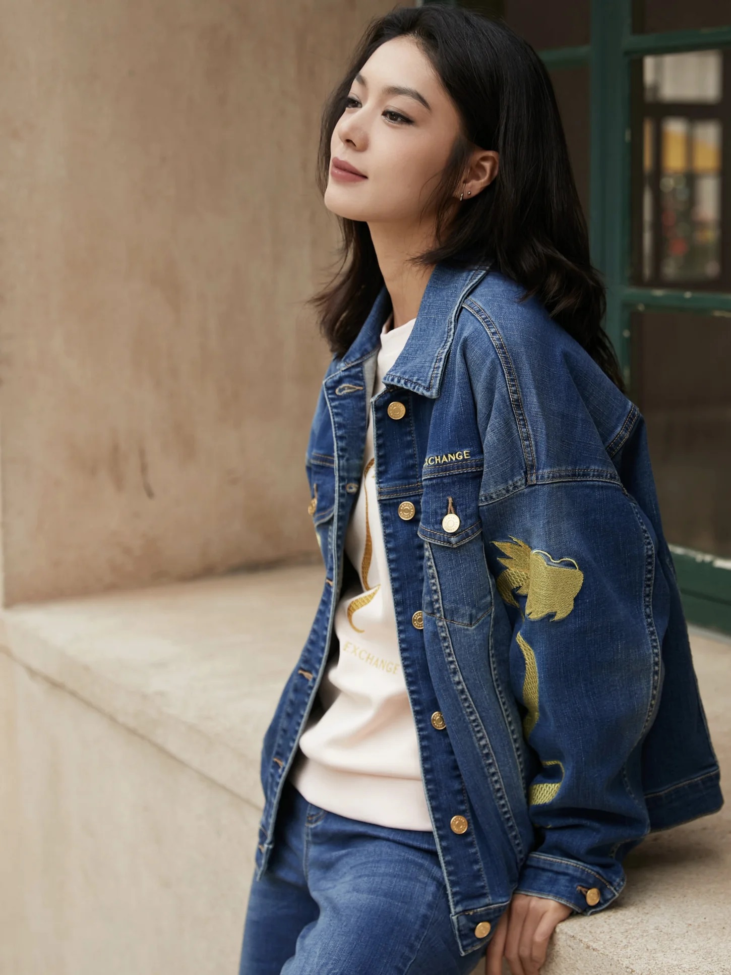 【新品同様】アルマーニコレツォーニ　ベルベット　チェスターコート　ベロア　黒 新品同様】アルマーニコレツォーニ ベルベット チェスターコート