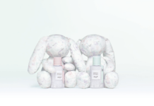 赤ちゃんのバスタイムに寄り添う「ベビー ディオール」