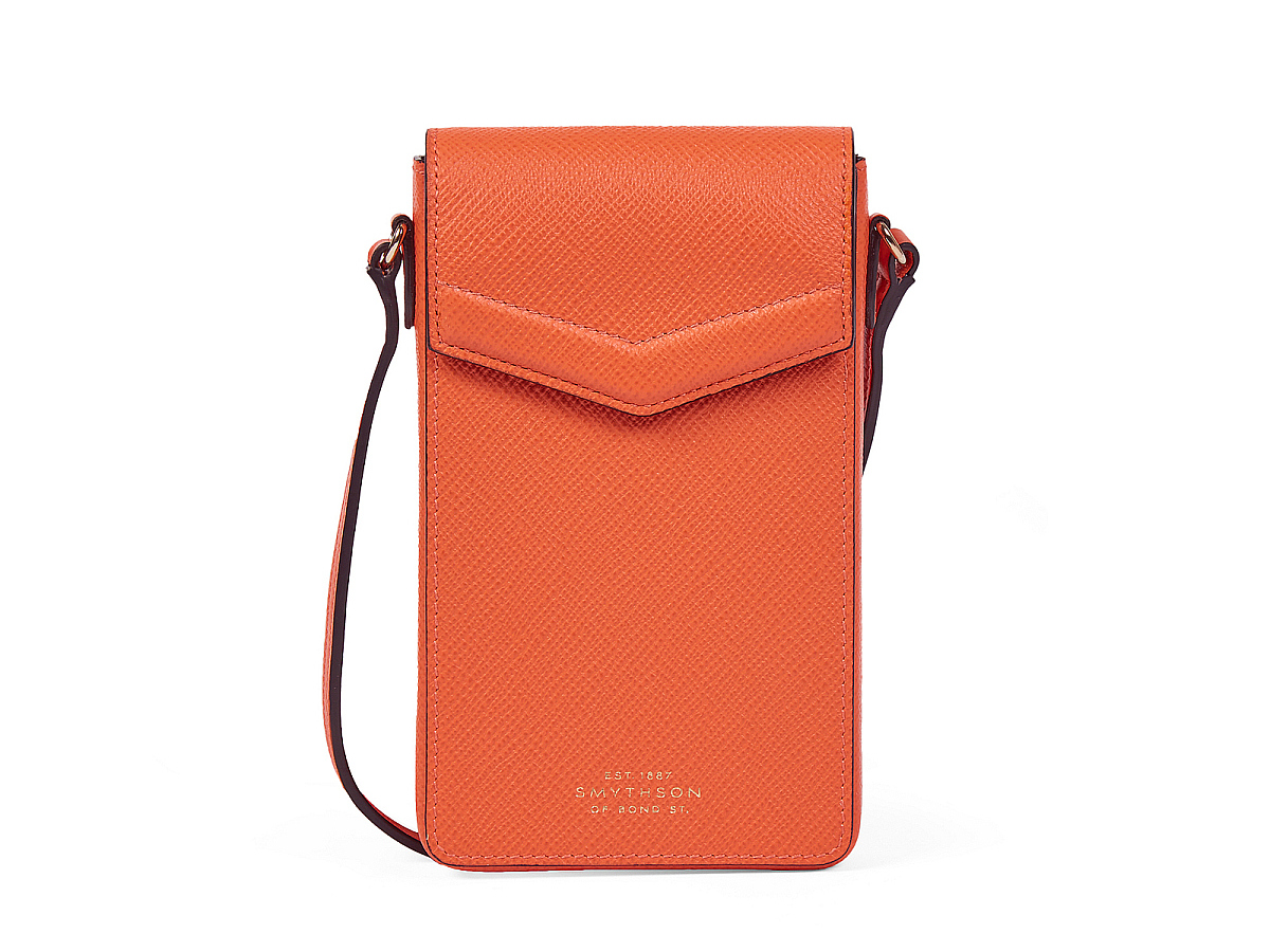 英国の老舗ブランド「スマイソン」の革小物はモダンで女子ウケ