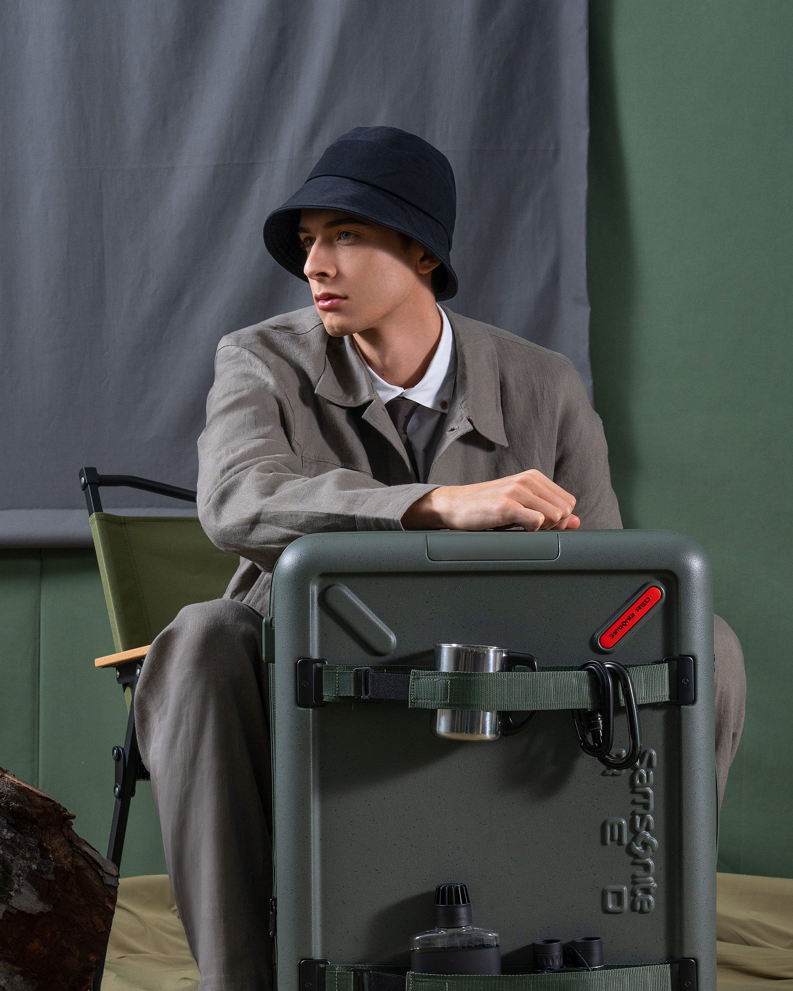 Old Thomas &Thomas 『Extra Dry～XL』 冒険心をくすぐるアウトドア好きのためのスーツケース「サムソナイト