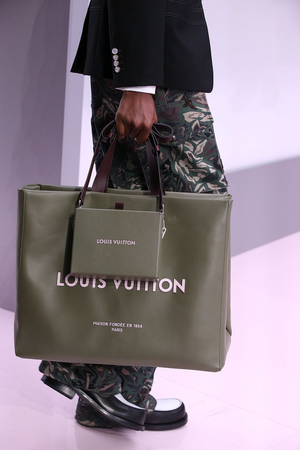ルイヴィトン ショッピングバッグ LOUIS VUITTON ルイヴィトン スピーディバンドリエール25 ショルダー