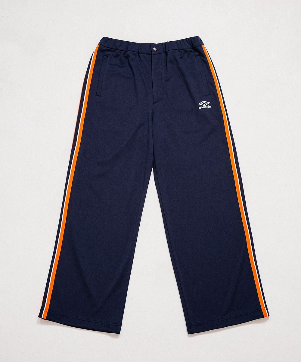 ちょいレトロな「UMBRO×BELPER×M TO R」トリプルコラボウェア