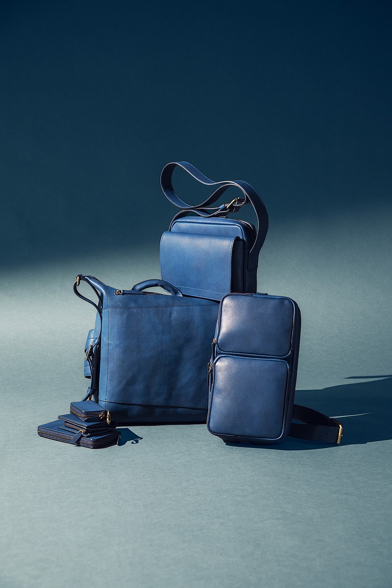 ヴィンテージワックスレザーを採用した「TSUCHIYA KABAN」の新作