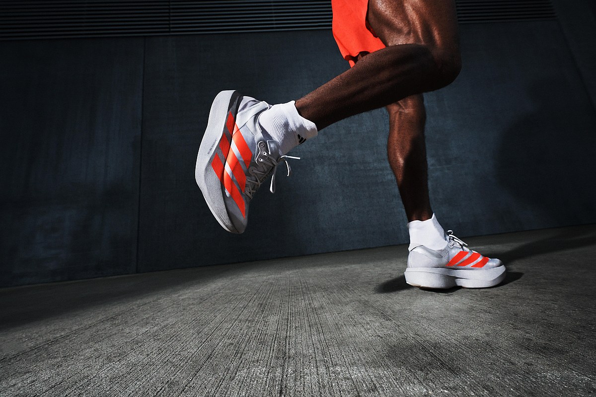 新たな歴史を生み出す、記録破りのレーシングシューズ「アディゼロ