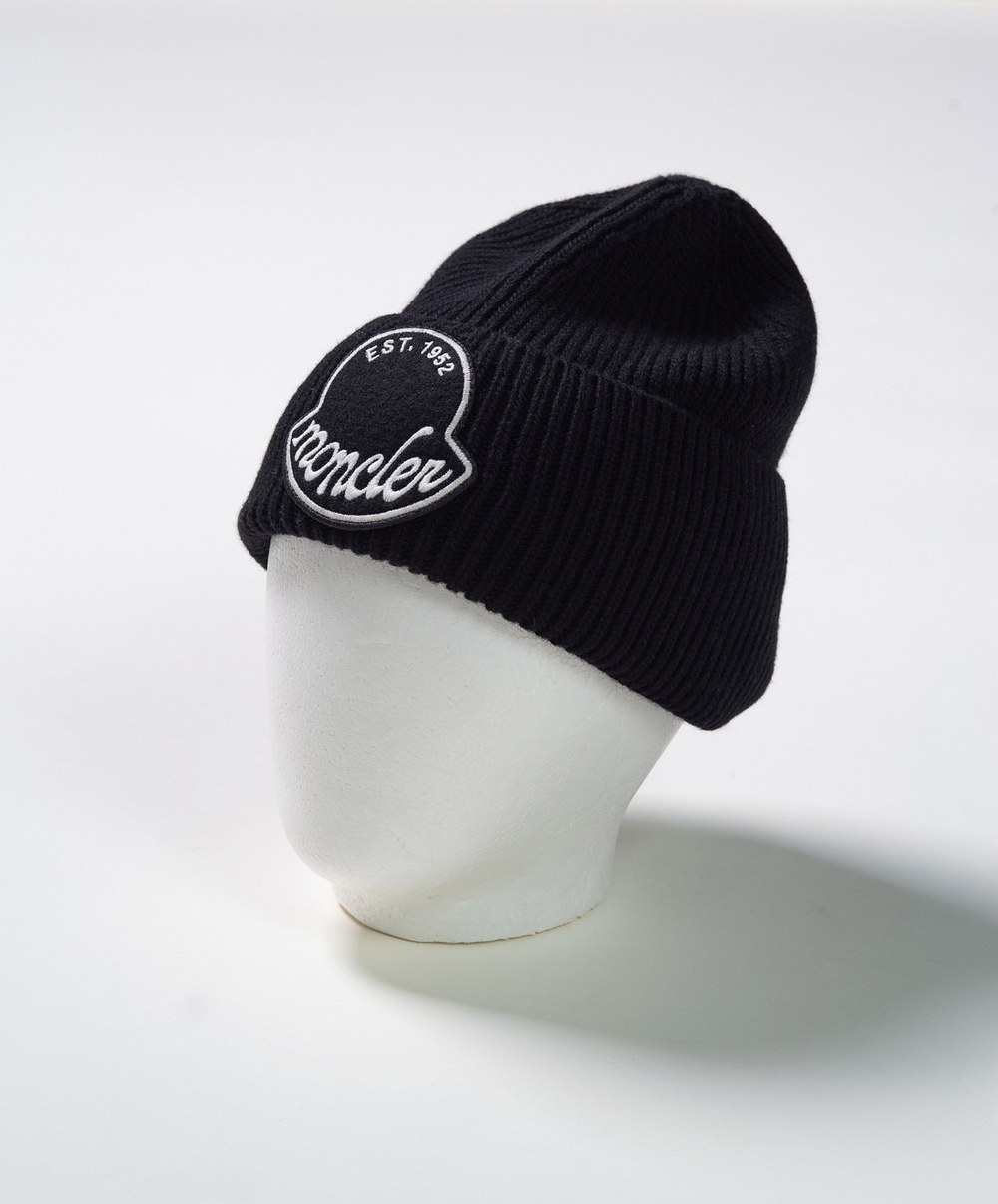 MONCLER × FRAGMENT ニットキャップ　新品未使用 モンクレール メンズ 帽子 MONCLER ブランド ニット帽 ニット