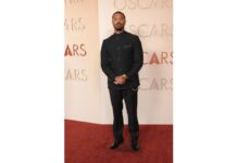 【ルイ・ヴィトン】主演男優賞を受賞したマイケル・B・ジョーダンが第98回アカデミー賞授賞式で着用したカスタムメイドウェアのサヴォアフェール