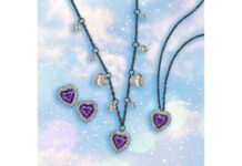 【ANNA SUI】キュート&ロックなハートに魅了される新作アクセサリーが登場