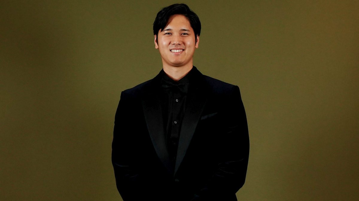 MLBのMVP授賞式で大谷翔平選手がBOSSのタキシードスーツを着用