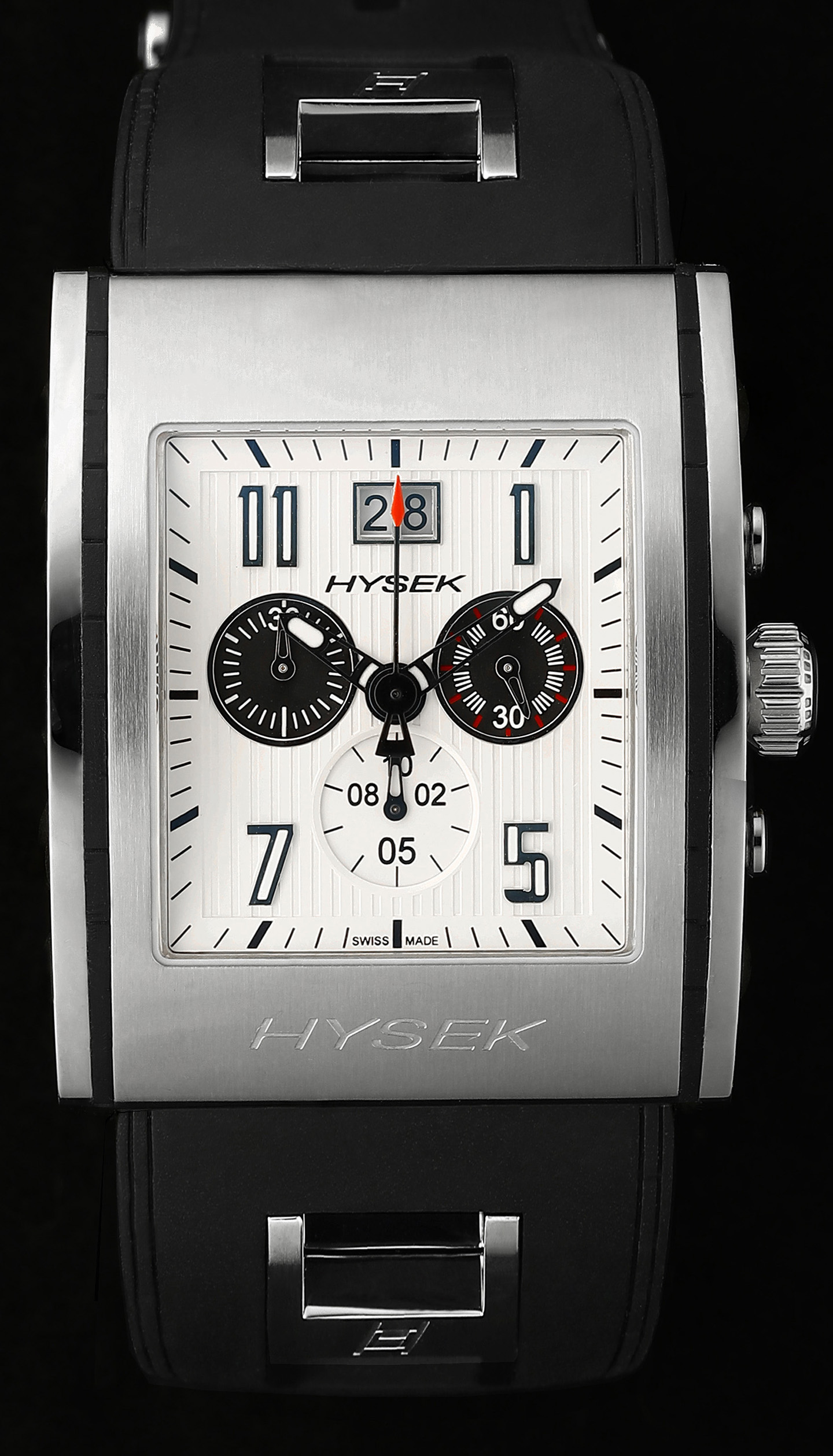 絶妙な機能美が腕元と一体化する、人間工学に基づいた腕時計 - HEROES