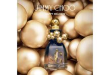 ジミー チュウの人気フレグランスライン「アイ・ウォント・チュウ」から、華やかなホリデーシーズンにぴったりの限定ボトルとギフトセットが登場