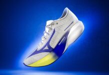 スピードレーシングシューズ「HYPERWARP」発売