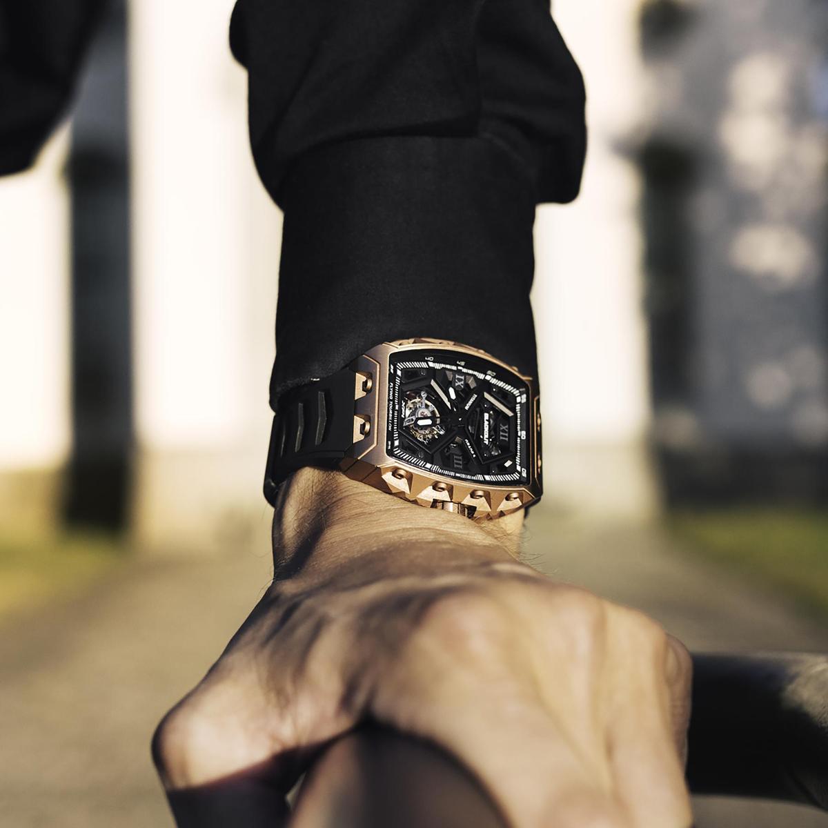 スイス時計ブランド「BLACKOUT WATCHES / ブラックアウト」から