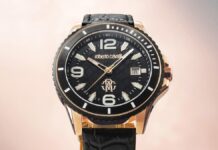 エレガントで凛々しいロベルト カヴァリ バイ フランク ミュラーのダイバーズルックウォッチ