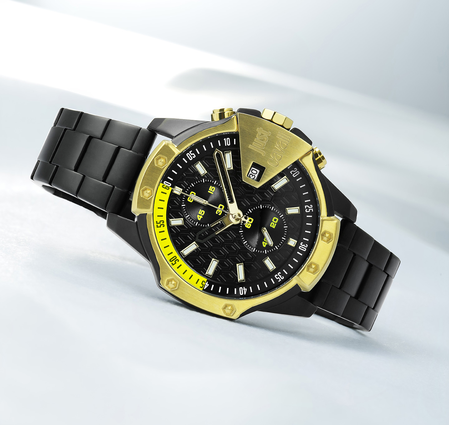 Just Cavalli レディース 腕時計 黒/金 この腕時計があれば来春のスポカジコーデは盤石です - HEROES ONLINE