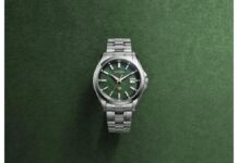 『The CITIZEN』エコ・ドライブ50周年限定モデル、初めての草木染緑和紙文字板モデルが登場