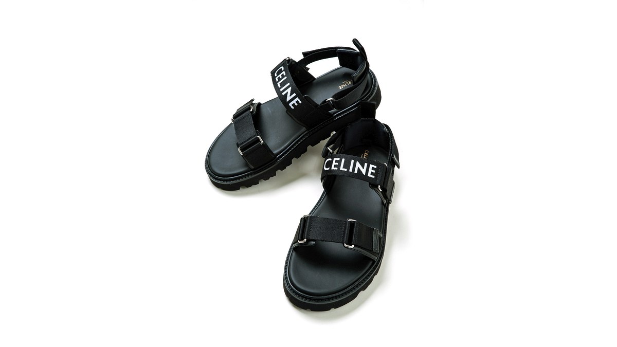 CELINE ライトブルー ストラップサンダル 履くだけでセレブ気分！「CELINE」のストラッピー サンダル - HEROES